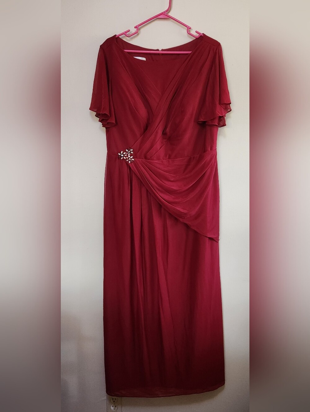 JJ's House Burgundy Constanza Mother Of Bride Formal Dress Sz 18W 312283 NWT